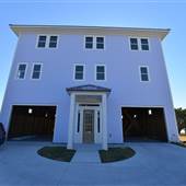 HOUSE #10066883