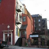 HOUSE #10025537
