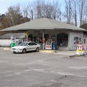 Kicking Mule Beverage Barn