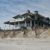 HOUSE #10039842