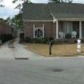 Intersection of Shaftsbury Place & Stratton Village