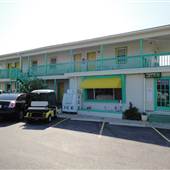 Cole's Motel & Pool