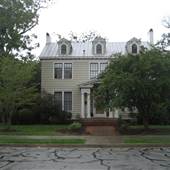 HOUSE #10000369