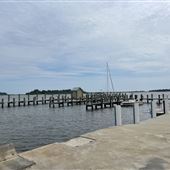 Casper's Marina