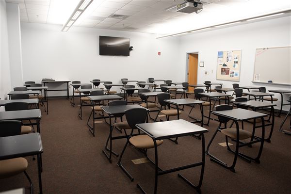 University of North Carolina at Wilmington - David Congdon Hall - UNCW