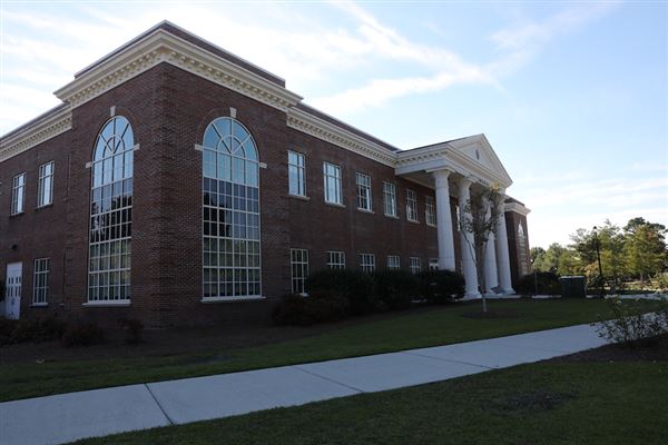 University of North Carolina at Wilmington - David Congdon Hall - UNCW