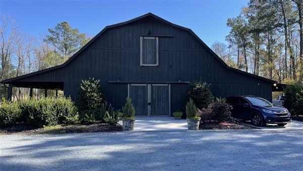 Barn at Rock Creek