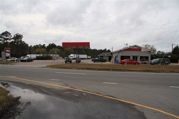 Johnsons Corner Amoco