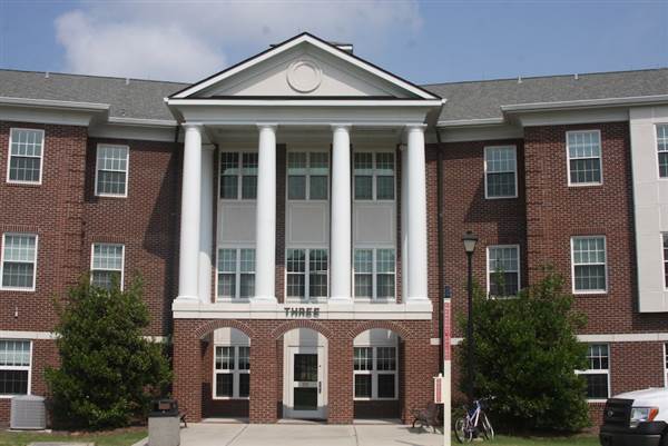 University of North Carolina at Wilmington - Seahawk Crossing Apartments